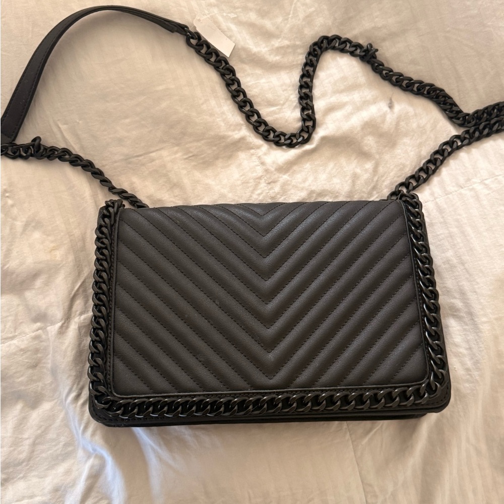 Aldo Elegant Black Quilted Chain Shoulder Bag